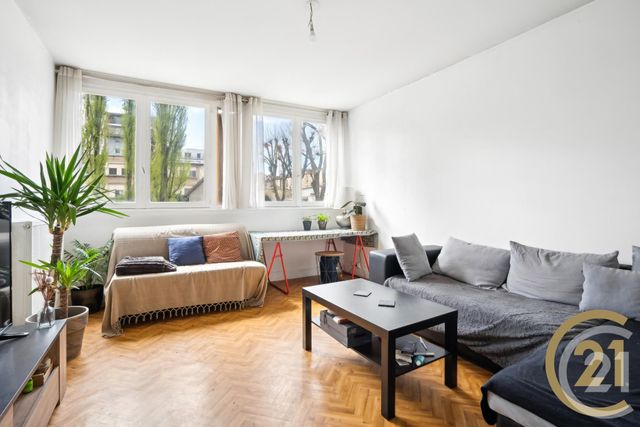 Appartement F2 à vendre - 2 pièces - 46 m2 - Ivry Sur Seine - 94 - ILE-DE-FRANCE