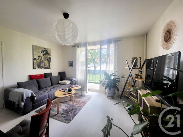 Appartement F4 à vendre - 4 pièces - 73,44 m2 - Montlucon - 03 - AUVERGNE