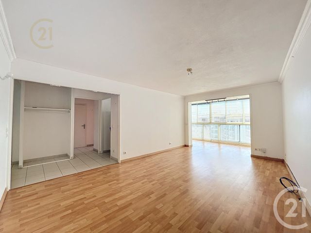 Appartement F3 à vendre - 3 pièces - 70,77 m2 - Juan Les Pins - 06 - PROVENCE-ALPES-COTE-D-AZUR