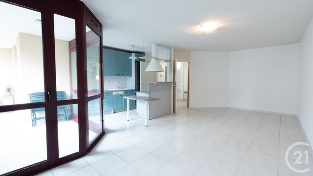 Appartement T4 à vendre - 4 pièces - 82,07 m2 - Aix En Provence - 13 - PROVENCE-ALPES-COTE-D-AZUR