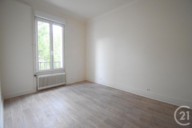 Appartement T3 à vendre - 2 pièces - 54,40 m2 - Vichy - 03 - AUVERGNE