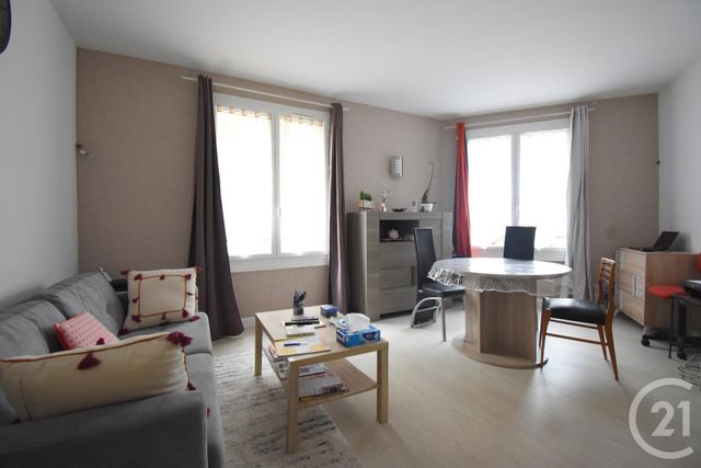 Appartement T2 à vendre - 3 pièces - 62,95 m2 - Vichy - 03 - AUVERGNE